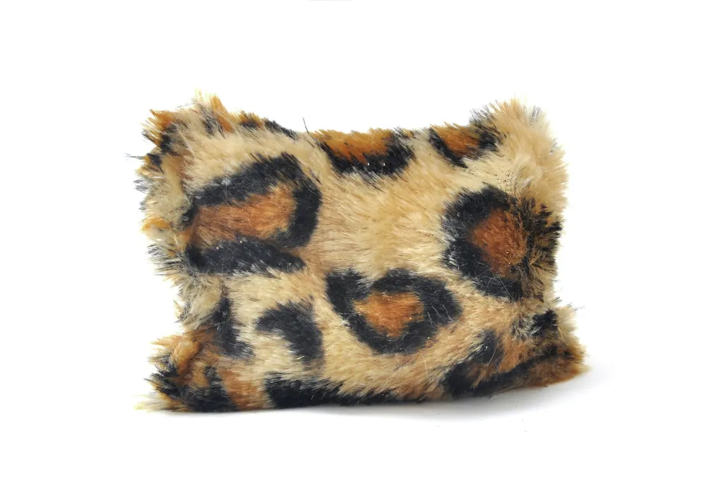 Bestseller Aumüller Katzenspielkissen Safari-Mini mit Baldrian und Dinkelspelz Katzenspielzeug